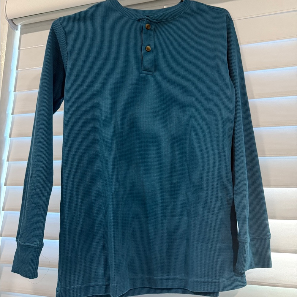 Set of 2 The Children's Place long sleeve shirts